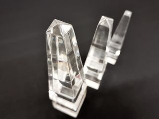 Set de 3 Obeliscos Astrolite Herb Ritts anos 70