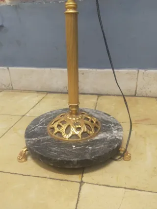 Lámpara de pie vintage madera y mármol
