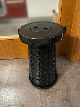 Taburete plegable negro