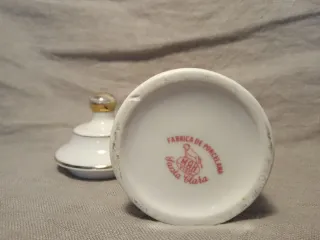 ALBARELO DE PORCELANA SANTA CLARA – NICOTIANA TABA