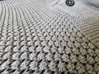 Jersey de hombre gris con cuello de pico Talla XL