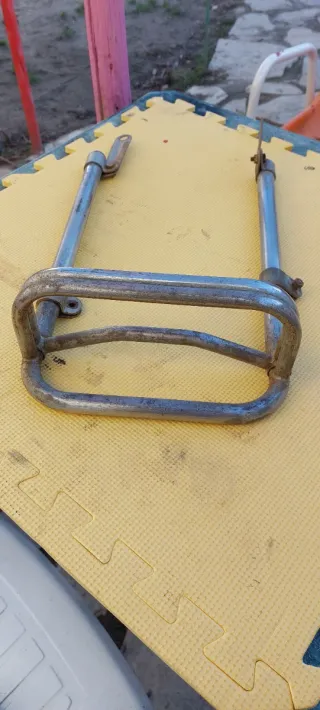 Soporte Cesto Trasero Derbi GT 4V