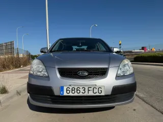 KIA Rio 2006