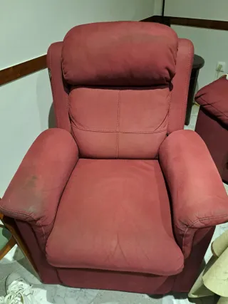 Sofá Chaiselongue y Sillón Relax Rojo