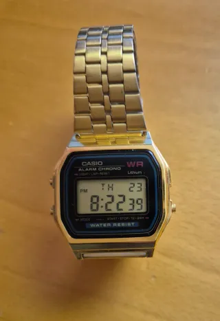 Reloj Casio Dorado/Plateado