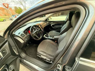 Opel Insignia 2.0CDTI 2010 270.000KMS  DISTINTIVO