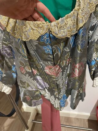 Traje de Fallera Gris