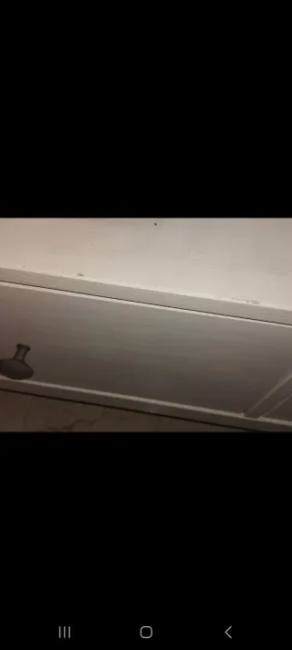 Mueble TV blanco con cajones