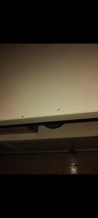 Mueble TV blanco con cajones