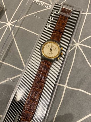 Orologio Swatch Chrono in pelle marrone
