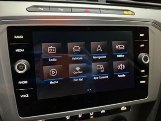 Volkswagen Passat Advance BMT