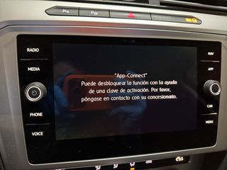 Volkswagen Passat Advance BMT