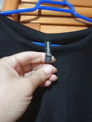 Vestido negro manga abullonada