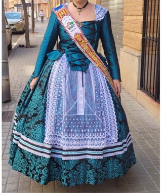 Traje de Fallera Huertana