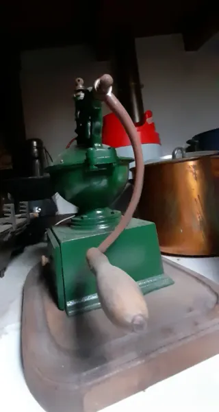 Molinillo de café francés verde