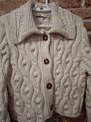 Jersey Zara trenzado beige