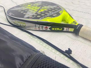 Pala deportiva NOX con bolsa.