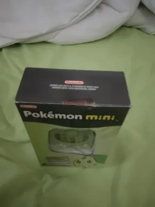 Pokemon mini verde con juego precintado