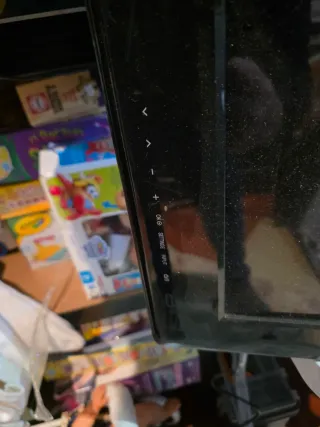 Despiece TV LG 32LS3400 no enciende.