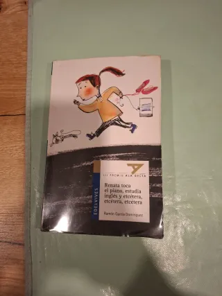 Renata toca el piano, estudia inglés y etcétera...