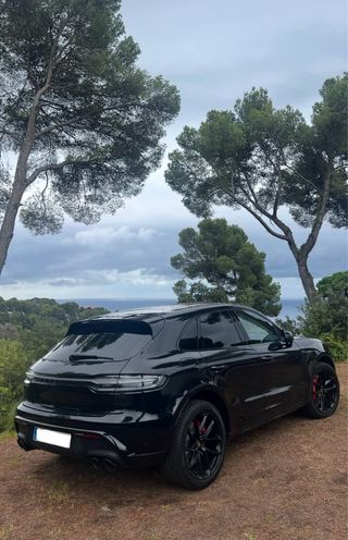 PORSCHE MACAN GTS