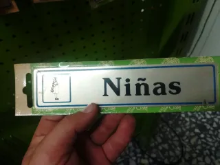 Señal Niñas con dibujo