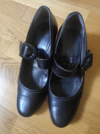 Zapatos negros piel