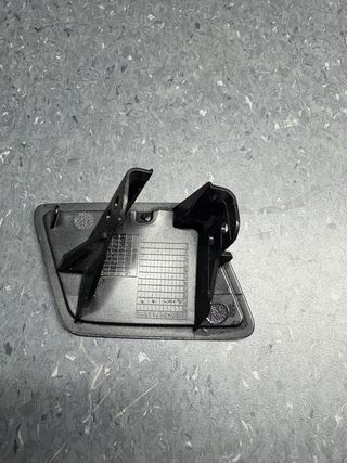 Tapas lavafaros BMW serie 1.