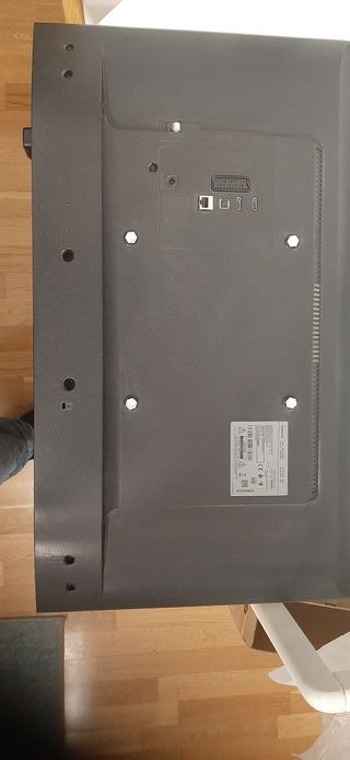 Televisor Samsung 32 UE32J4500A