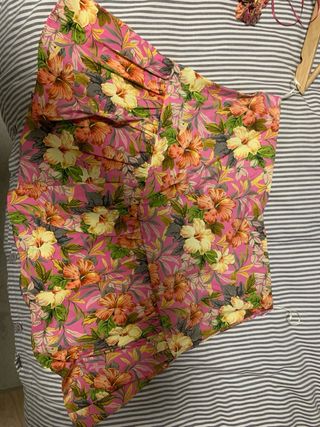 Total look Zara top y falda-pantalón floral
