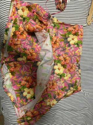 Total look Zara top y falda-pantalón floral