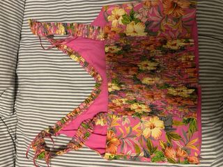 Total look Zara top y falda-pantalón floral