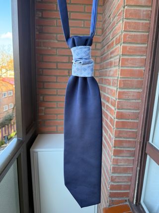 Traje de boda azul para padrino