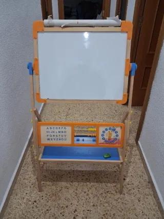 Pizarra infantil de madera