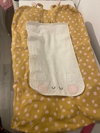 Colchón cambiador con 2 fundas