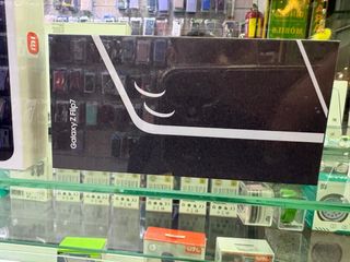 Samsung Galaxy Z Flip7 256GB Negro