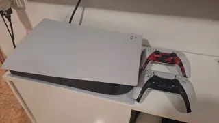 PS5 Digital + 2 Mandos