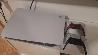 PS5 Digital + 2 Mandos