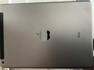 Apple iPad Air Space Gray