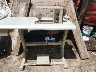 Máquina de coser Bernina para carteras