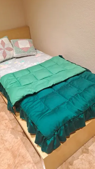 Edredón verde cama 90