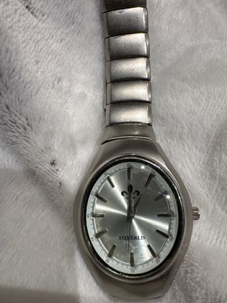Reloj Silverlis de pulsera plateado