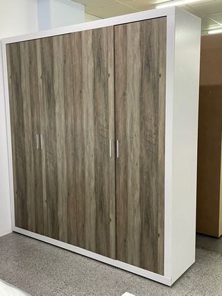 Dormitorio blanco y pino - Enivo gratis