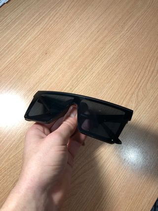 Gafas de sol negras