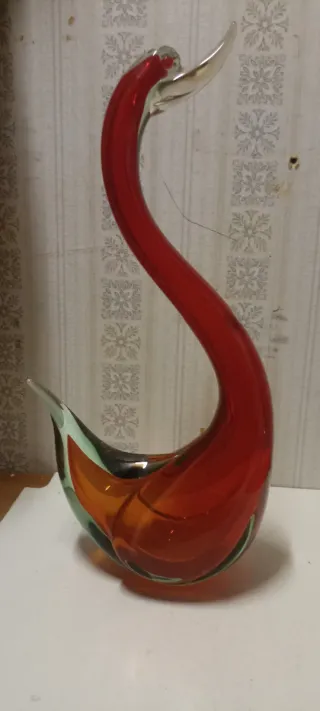 Cigno Murano vetro rosso e verde cm.44