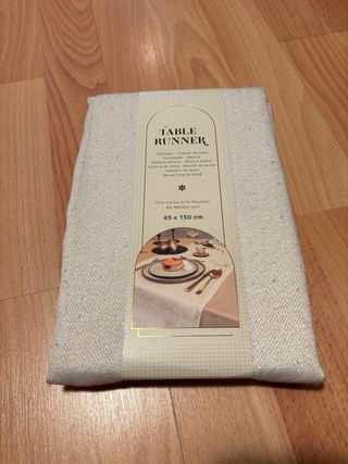 3 Caminos de Mesa Beige