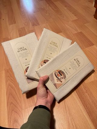 3 Caminos de Mesa Beige