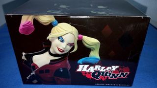 Figura Harley Quinn Comic Color Version