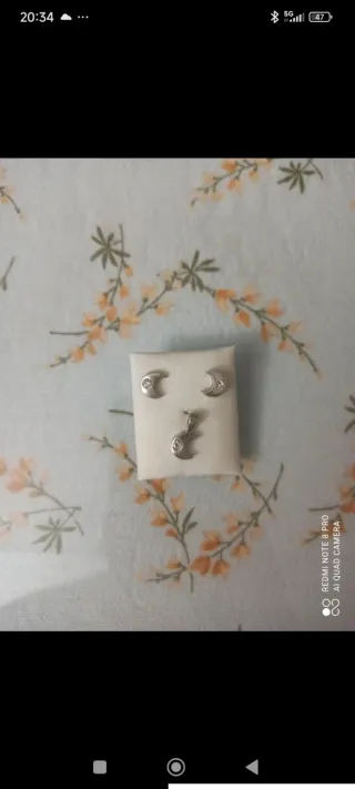 Conjunto Plata Ley Pendientes y Colgante