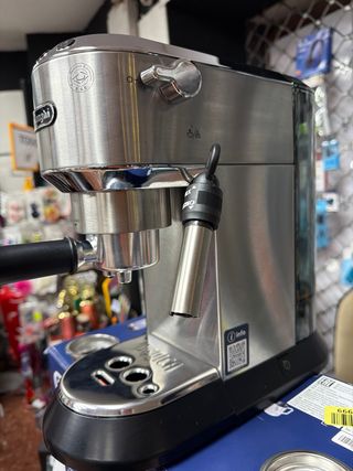 Cafetera DeLonghi Dedica Acero Inox